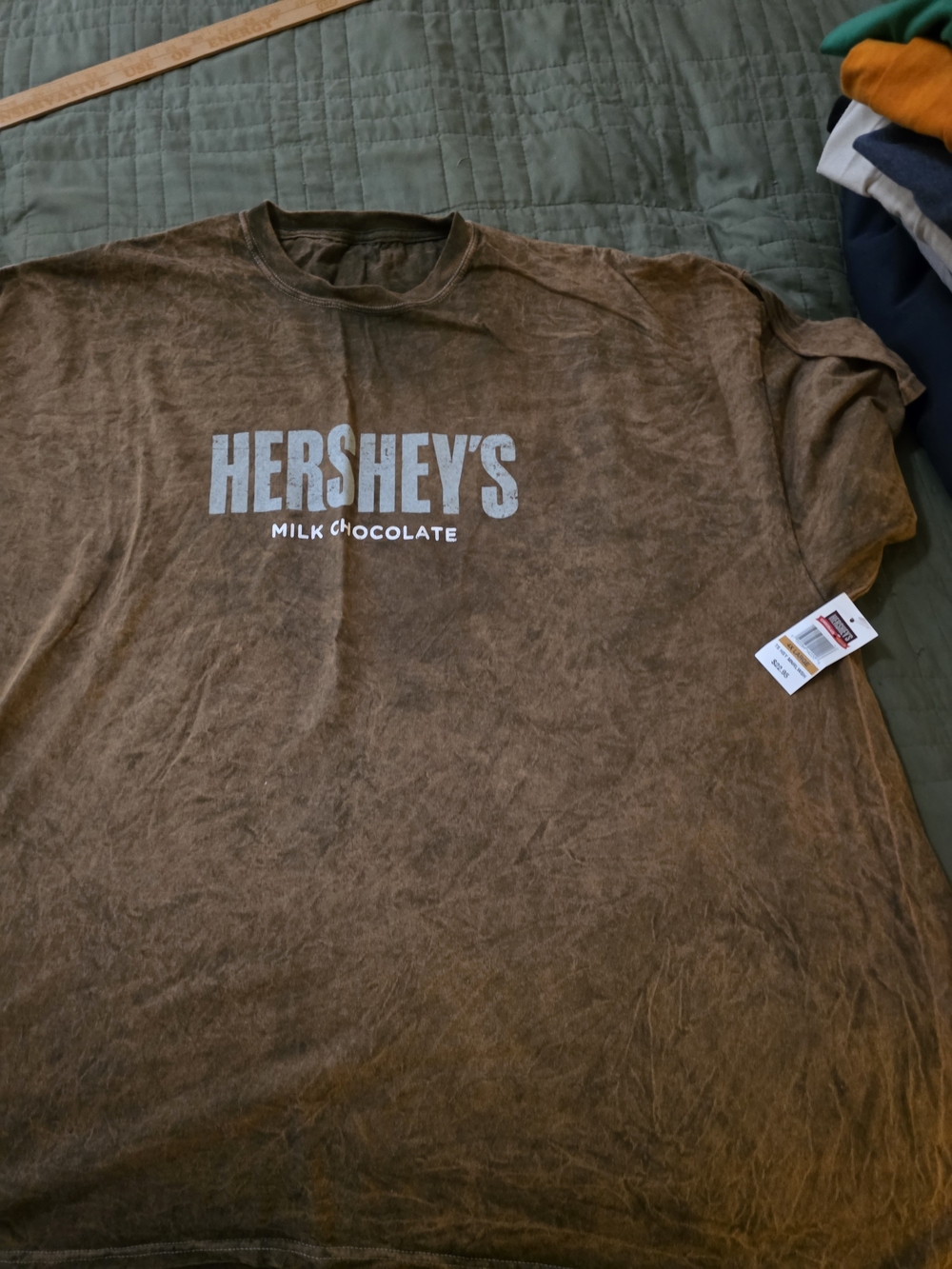 Hershey's Men's Short Sleeve Crewneck T-Shirt in Brown